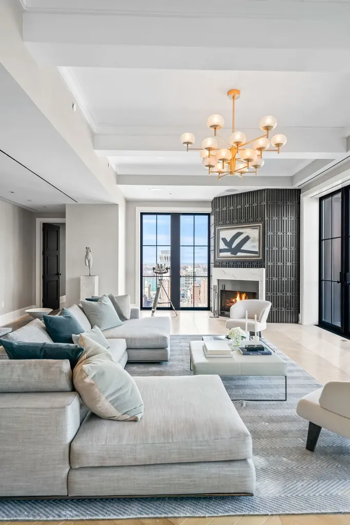 212 W 18th Street New York City NY 10011