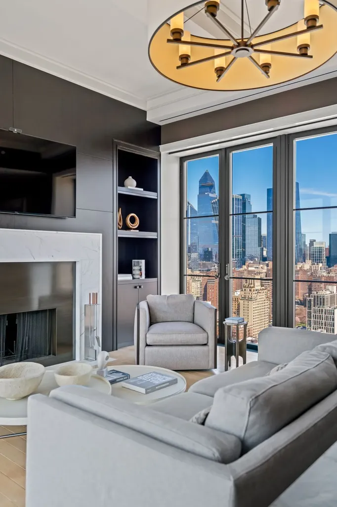 212 W 18th Street New York City NY 10011
