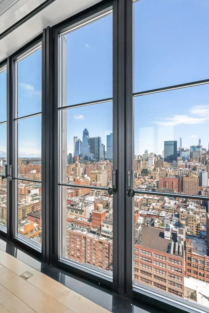 212 W 18th Street New York City NY 10011