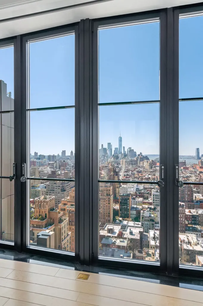 212 W 18th Street New York City NY 10011