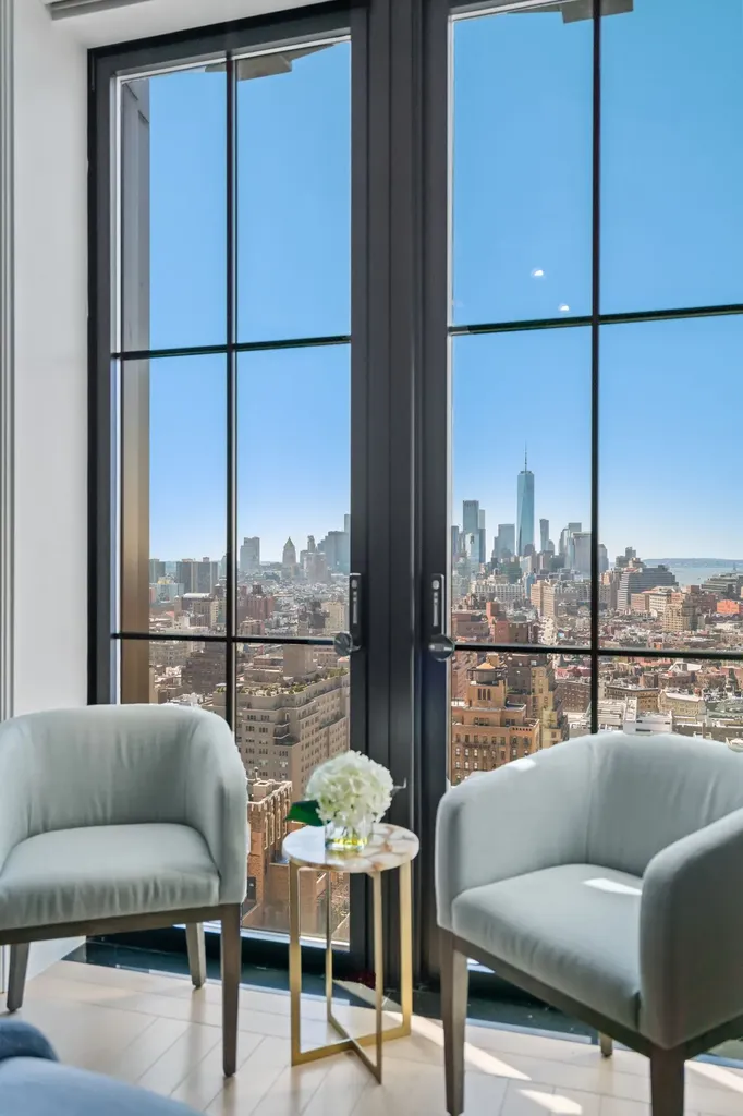 212 W 18th Street New York City NY 10011