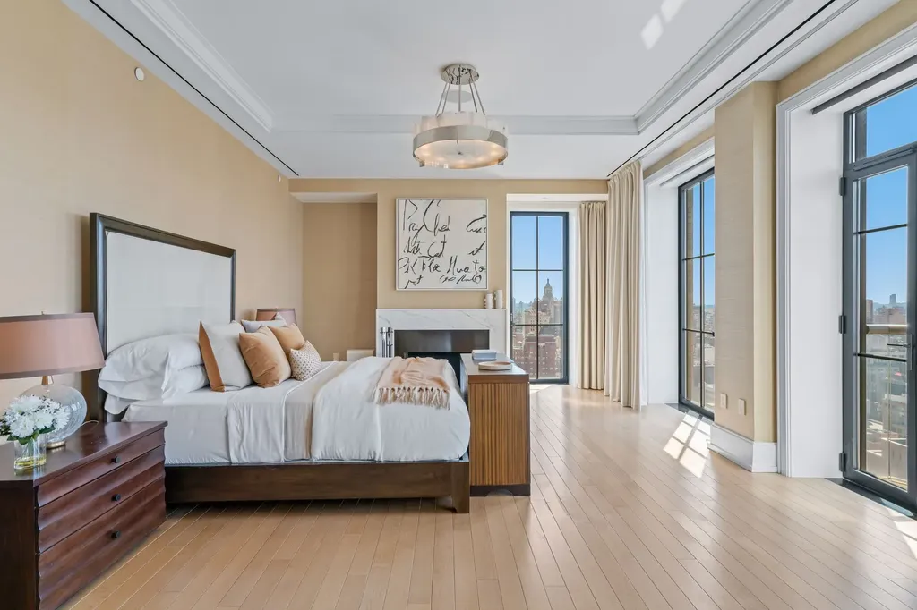 212 W 18th Street New York City NY 10011
