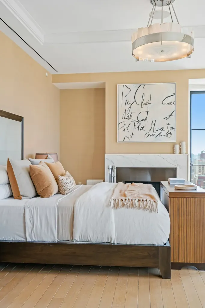 212 W 18th Street New York City NY 10011
