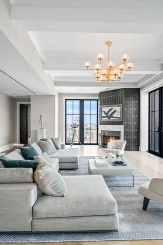 212 W 18th Street New York City NY 10011
