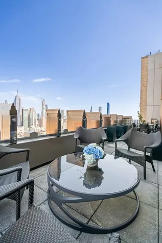 212 W 18th Street New York City NY 10011