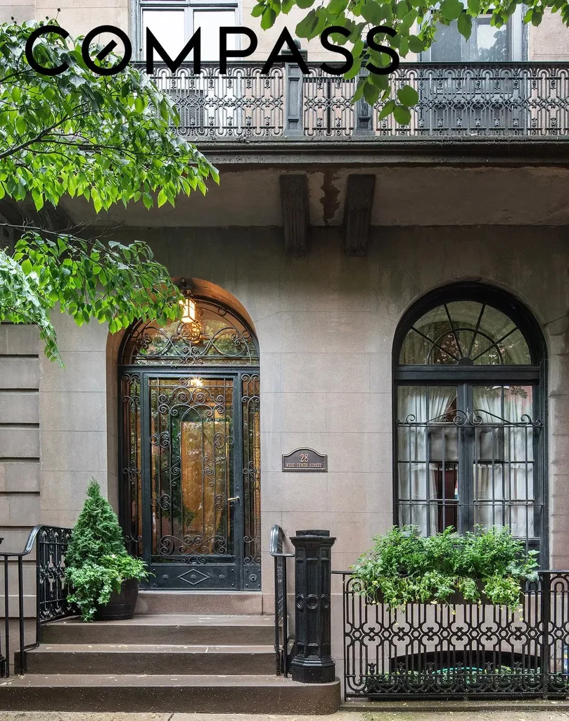 28 W 10th Street New York City NY 10011