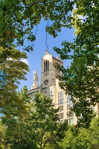 60 Gramercy Park N New York City NY 10010