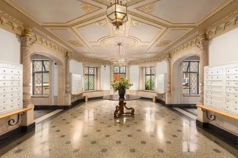 60 Gramercy Park N New York City NY 10010