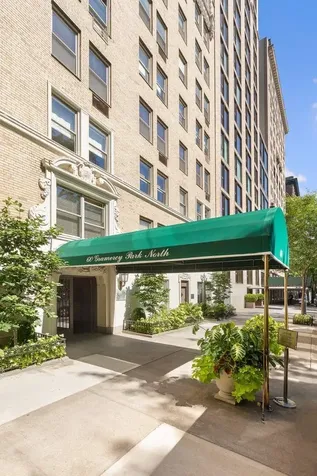 60 Gramercy Park N New York City NY 10010