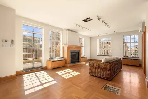 60 Gramercy Park N New York City NY 10010