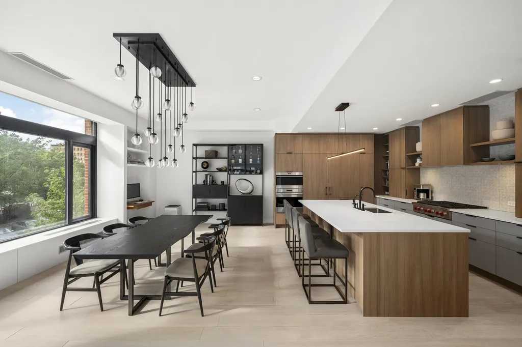 19 Beach Street New York City NY 10013