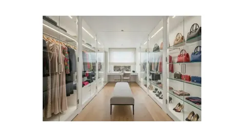 155 E 72nd Street New York City NY 10021