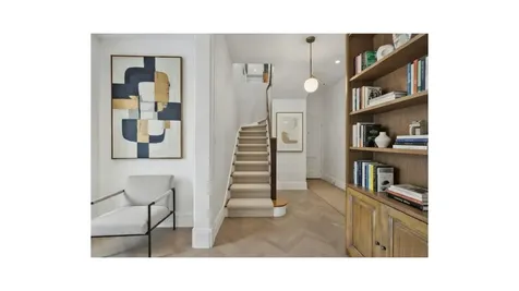 155 E 72nd Street New York City NY 10021