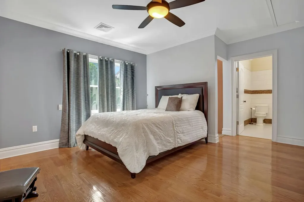 5 Boulevard New York City NY 11357