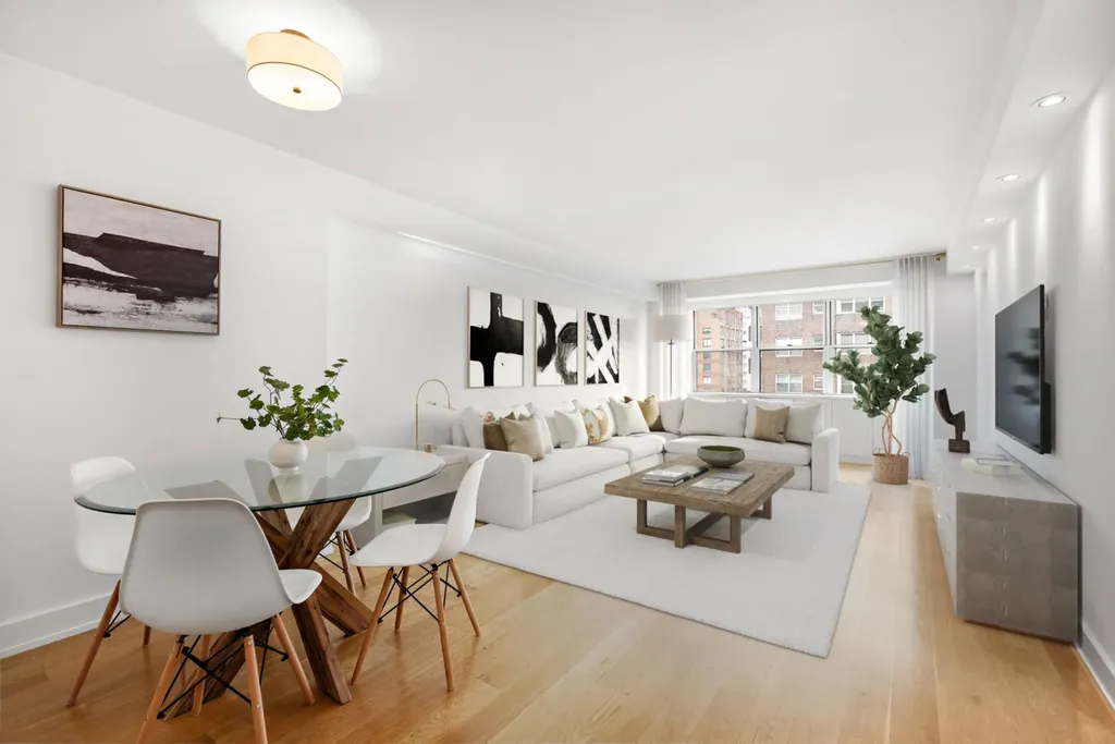300 E 71st Street New York City NY 10021