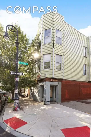 221 Nassau Avenue New York City NY 11222