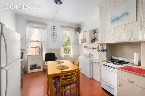 221 Nassau Avenue New York City NY 11222