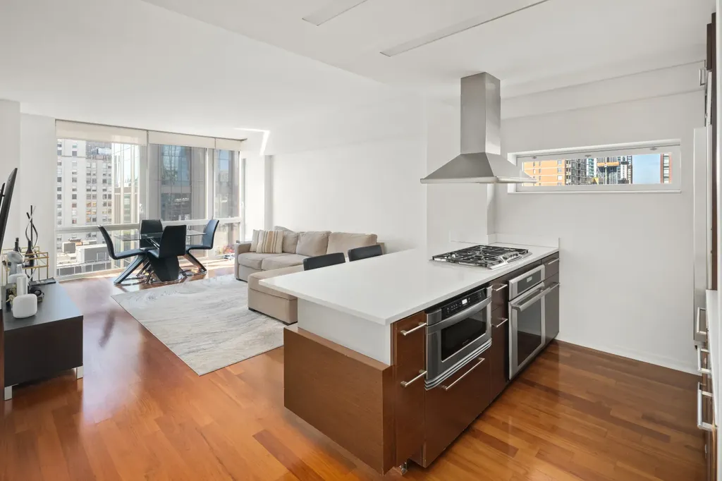 39 E 29th Street New York City NY 10016