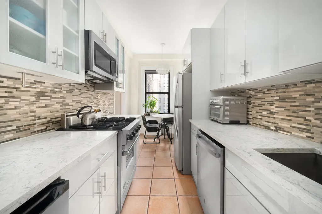 215 W 92nd Street New York City NY 10025