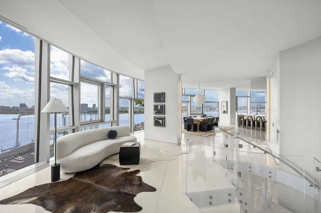 100 11th Avenue New York City NY 10011