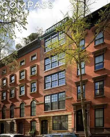 112 E 10th Street New York City NY 10003