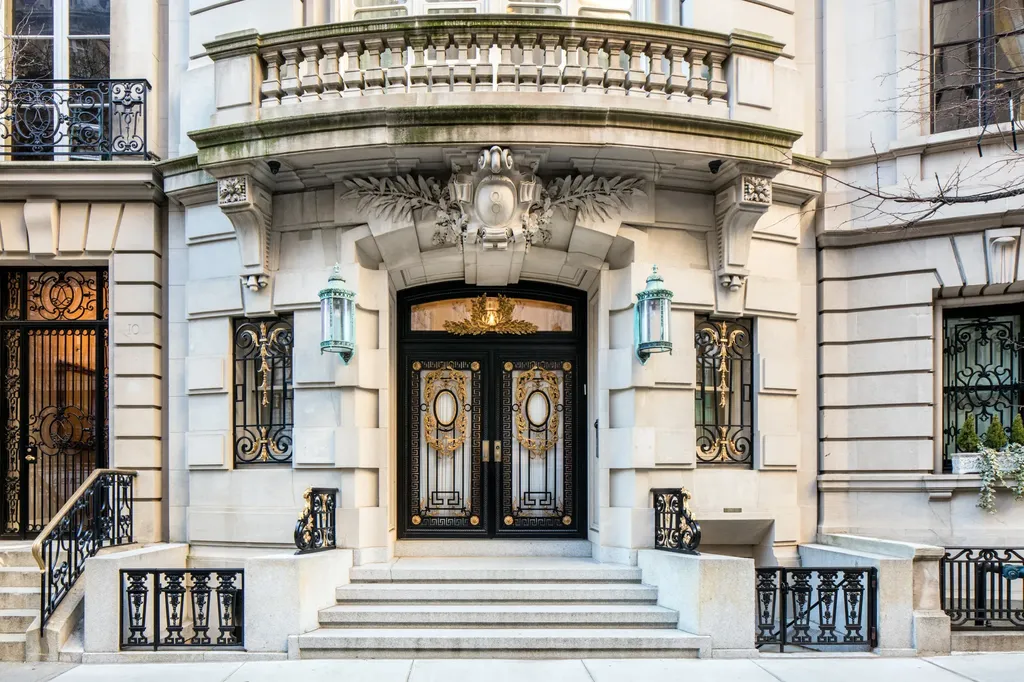 8 E 62nd Street New York City NY 10065