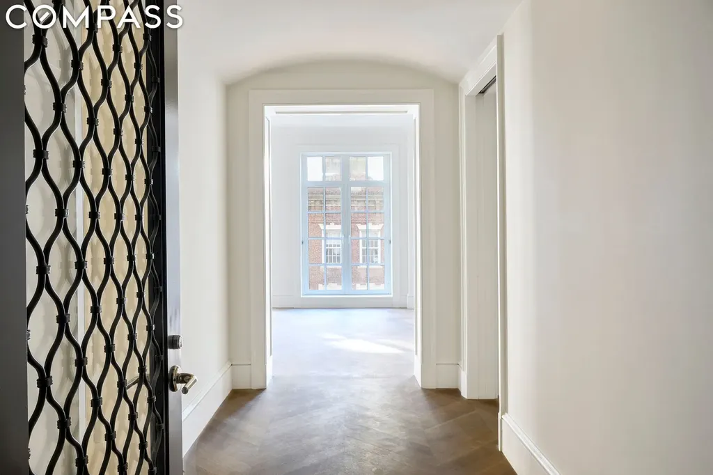 1045 Madison Avenue New York City NY 10075