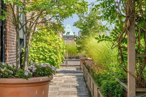 14 E 75th Street New York City NY 10021