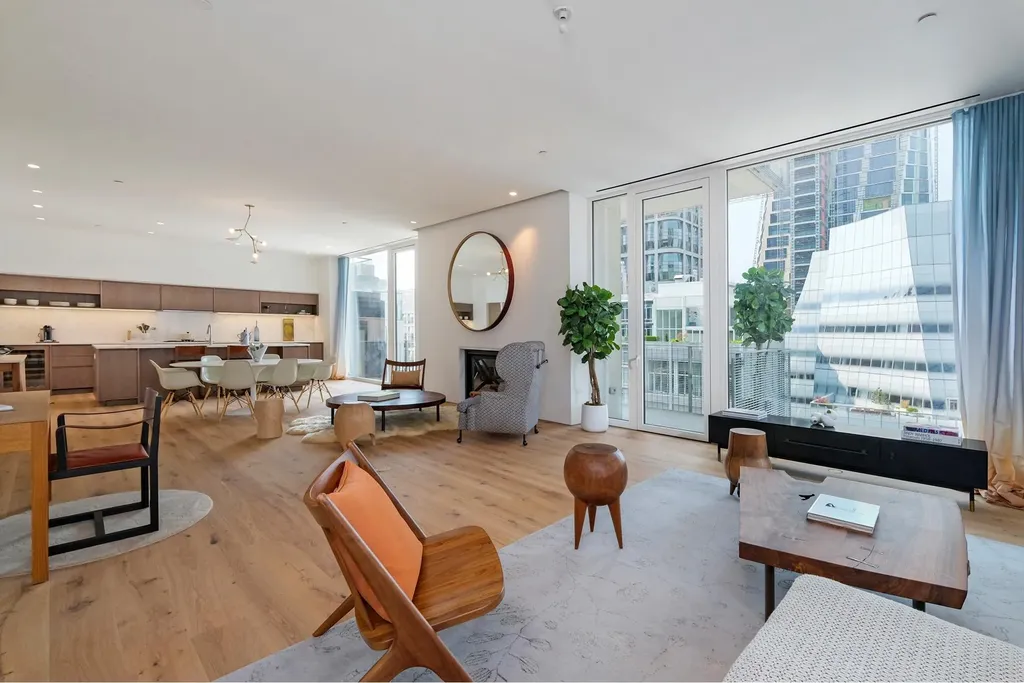 532 W 20th Street New York City NY 10011