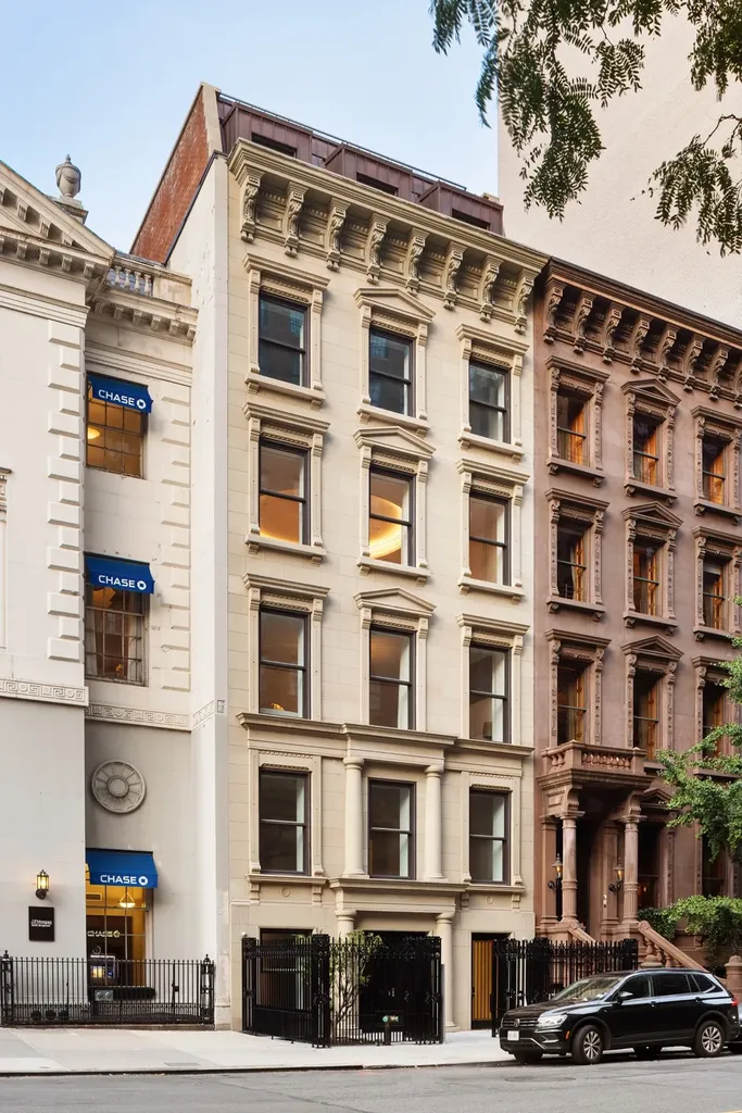 39 E 72nd Street New York City NY 10021