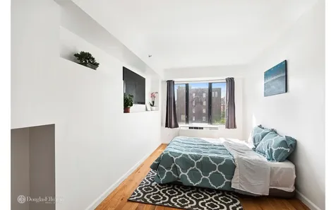 189 Ave C New York City NY 10009