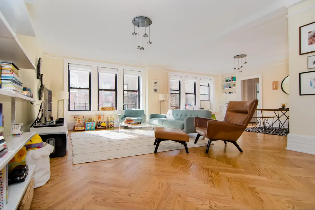 156 W 86th Street New York City NY 10024