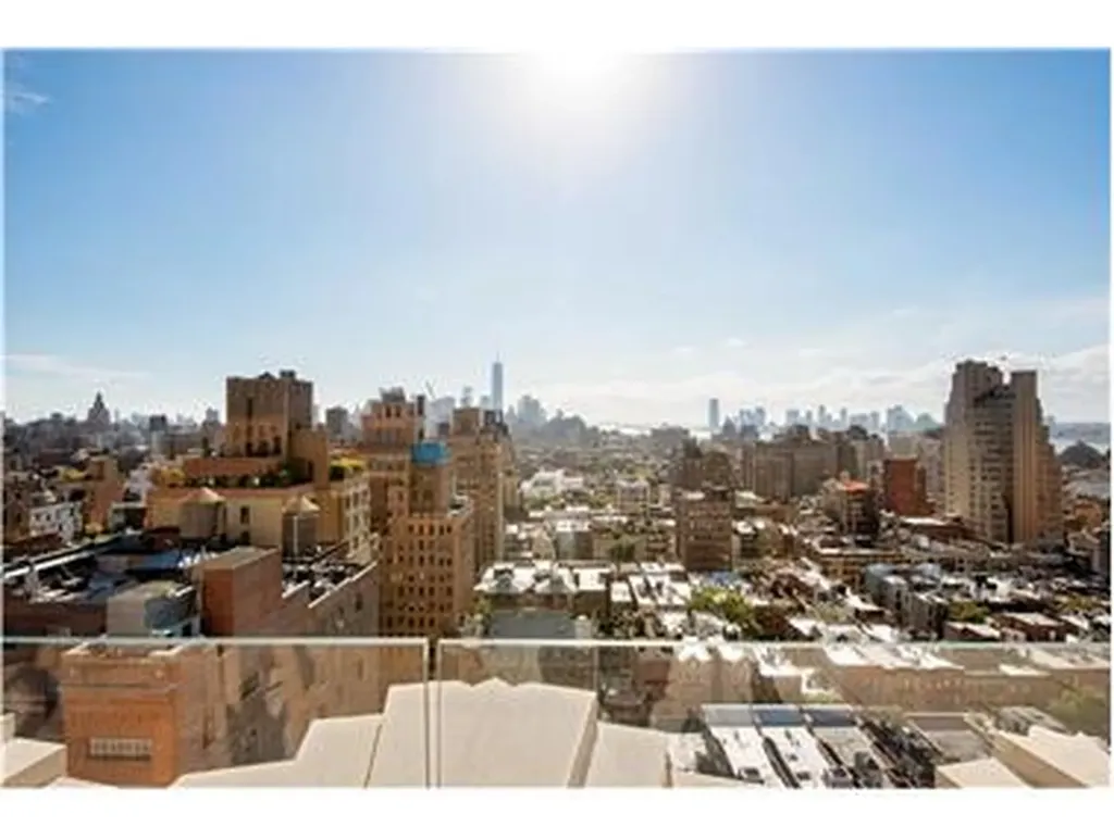 212 W 18th Street New York City NY 10011