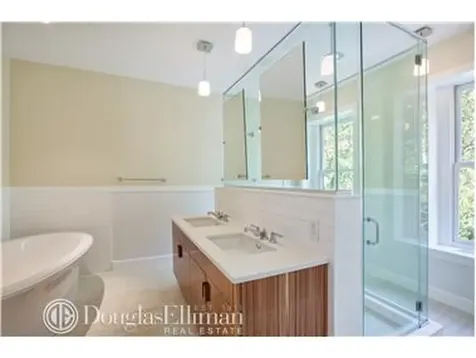 414 E 50th Street New York City NY 10022