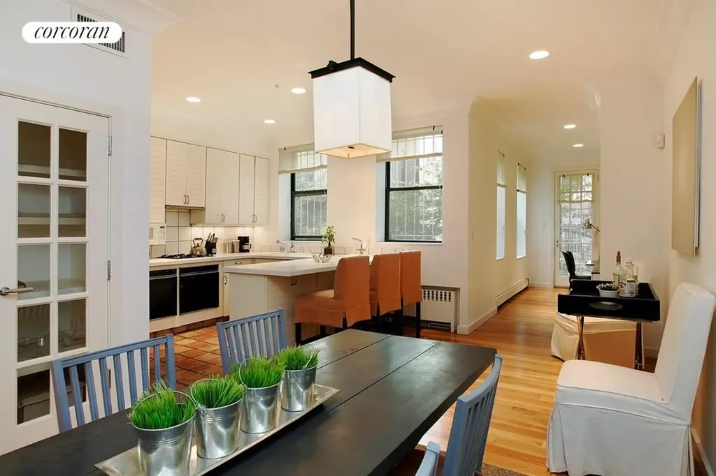 319 E 6th Street New York City NY 10003