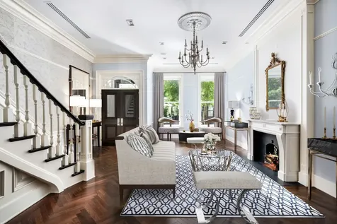 323 W 88th Street New York City NY 10024