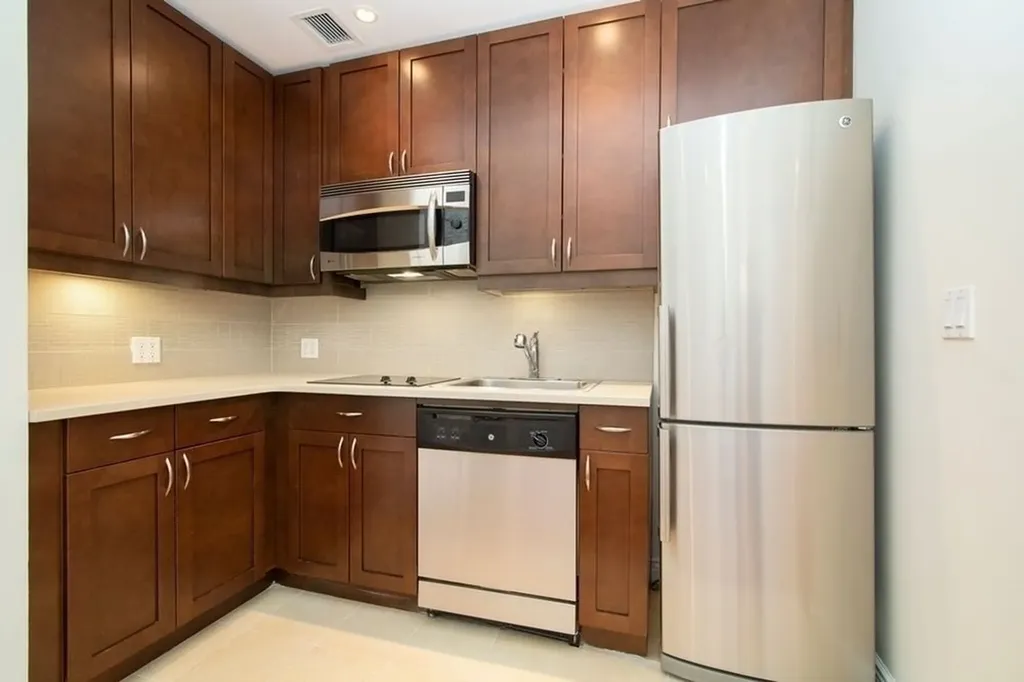 488 7th Avenue New York City NY 10018