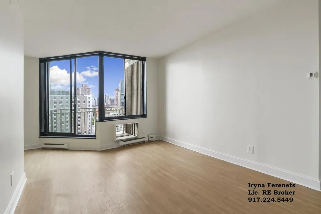 1966 1st Avenue New York City NY 10028