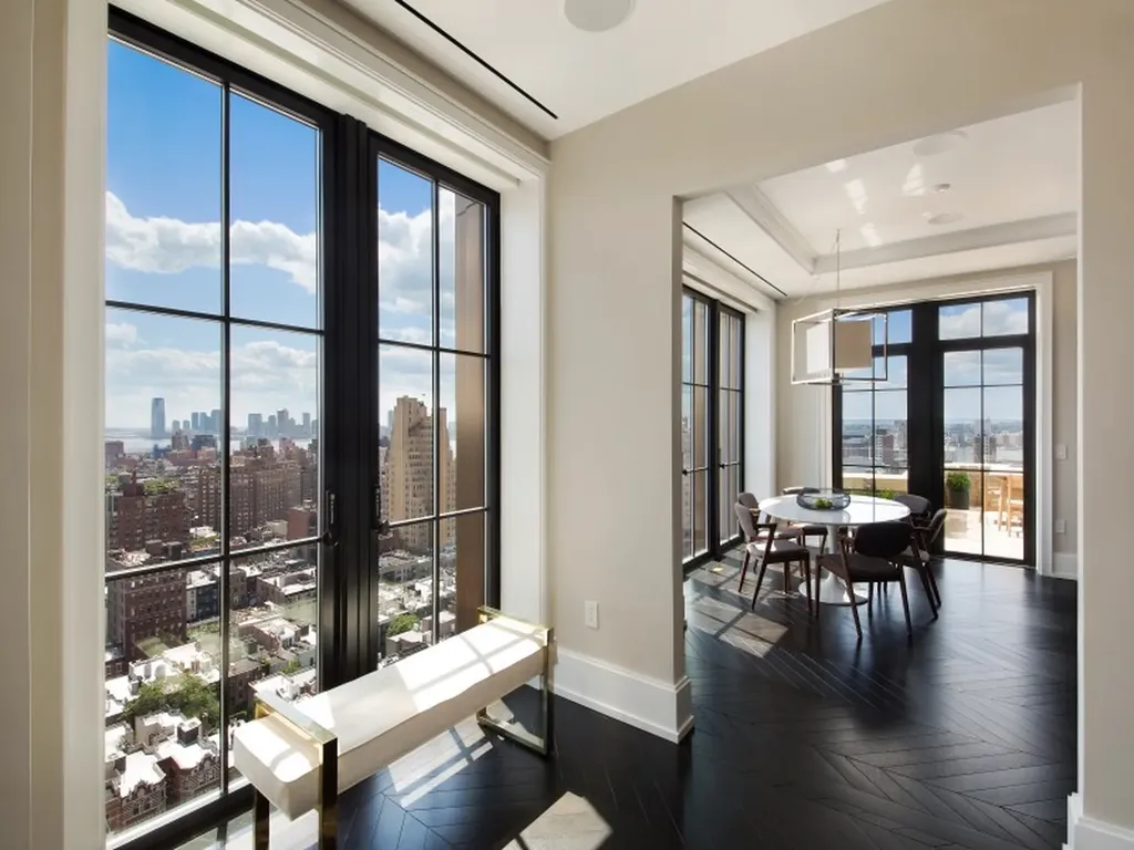 212 W 18th Street New York City NY 10011