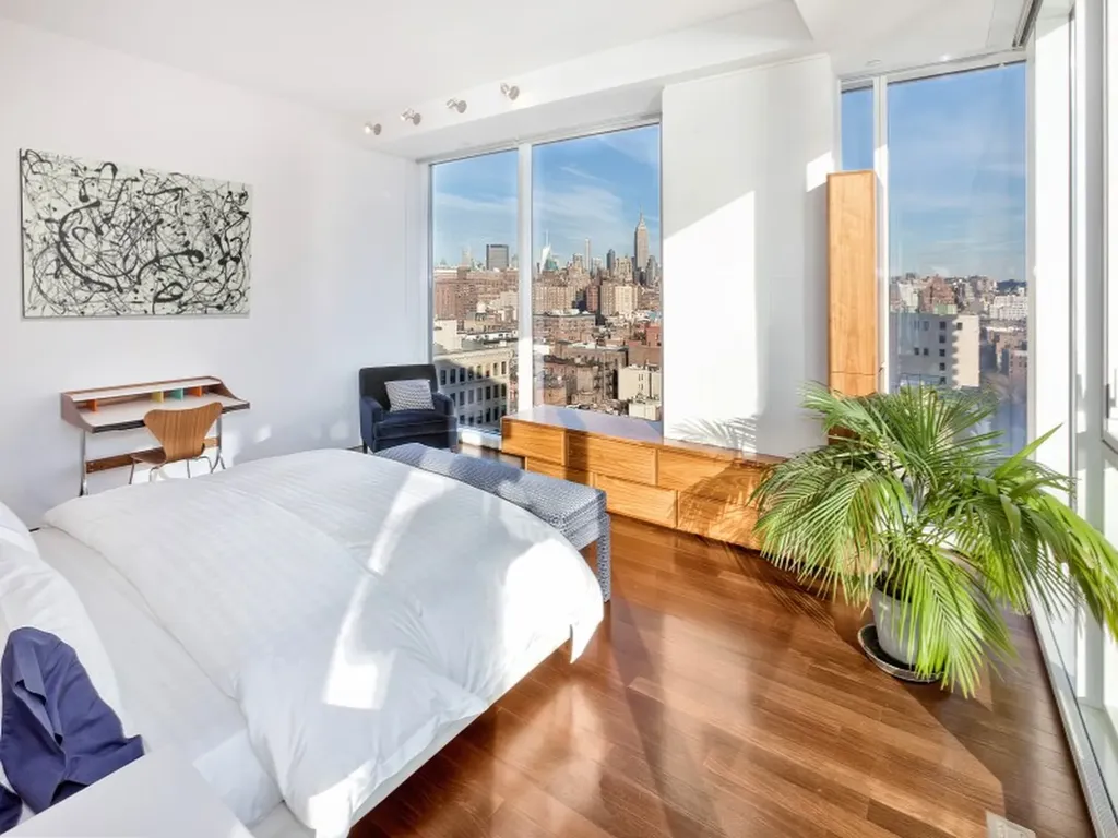 165 Charles Street New York City NY 10014