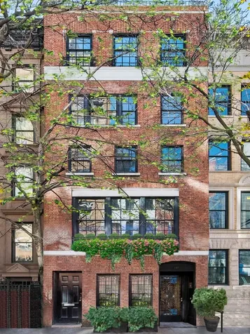 132 E 71st Street New York City NY 10021