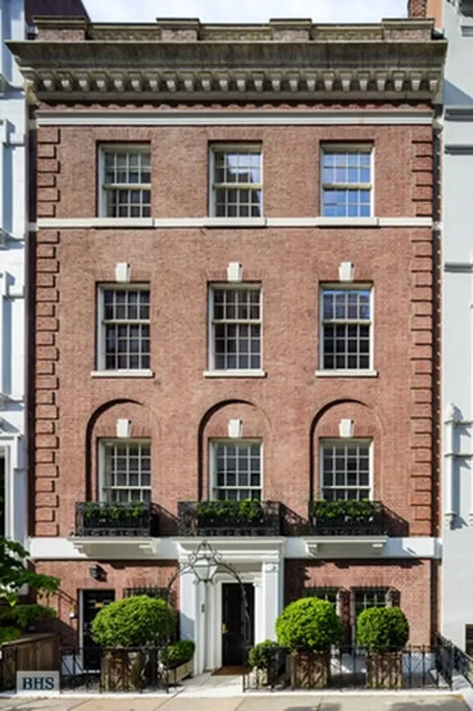16 E 69th Street New York City NY 10021