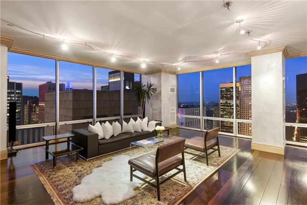 641 5th Avenue New York City NY 10022