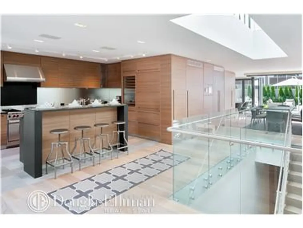 55 Warren Street New York City NY 10007