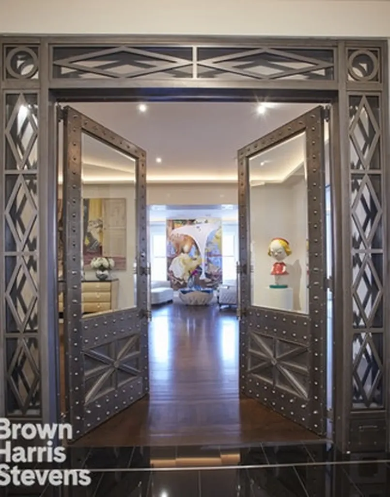 32 E 64th Street New York City NY 10065