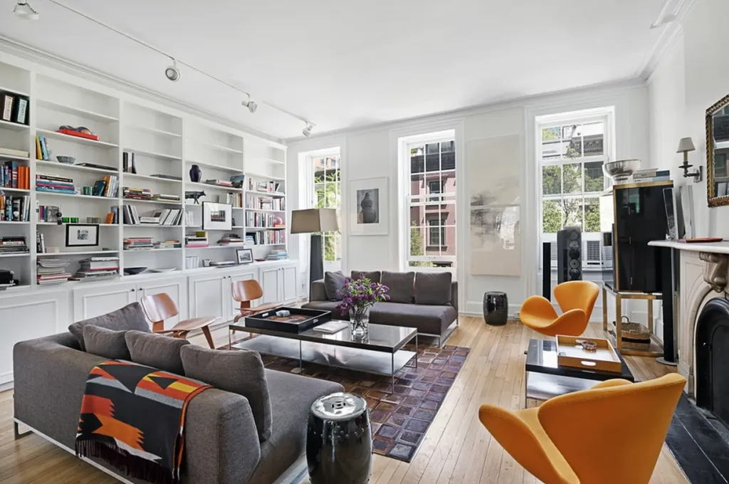218 E 61st Street New York City NY 10065