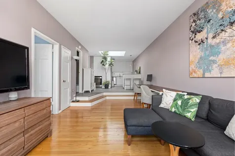 320 W 19th Street New York City NY 10011