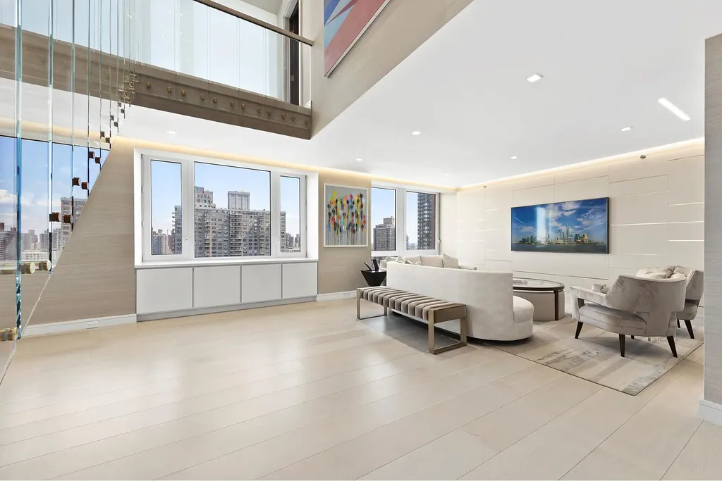 300 E 77th Street New York City NY 10021