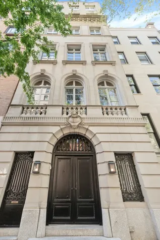 18 E 74th Street New York City NY 10021