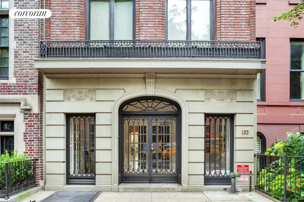 132 E 70th Street New York City NY 10021